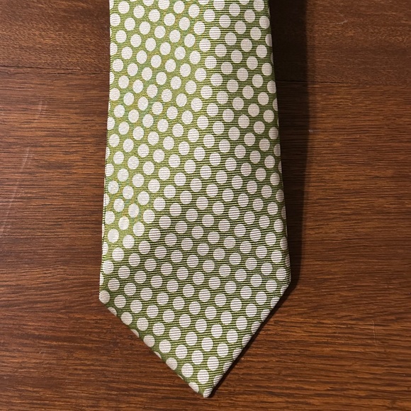 AUTHENTIC BORRELLI 100% SILK NECKTIE GREEN W/WHITE POLKA DOTS - Picture 1 of 4